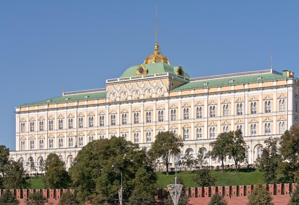 هتل کاسمس اسمارت دابینیناسکایا